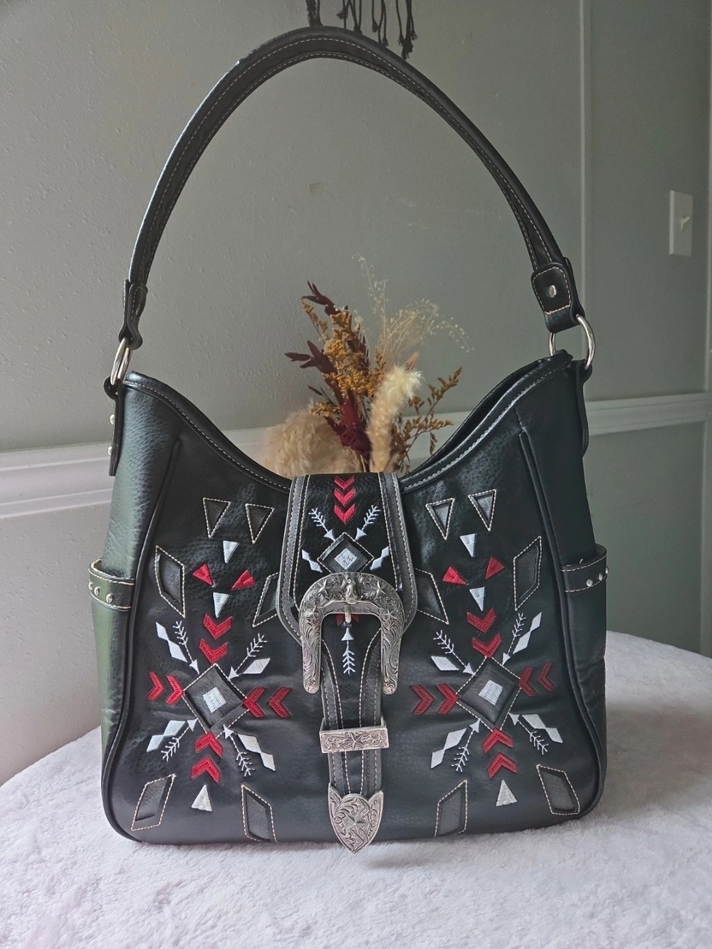 Embroidered Large Black Western-Style Shoulder Bag